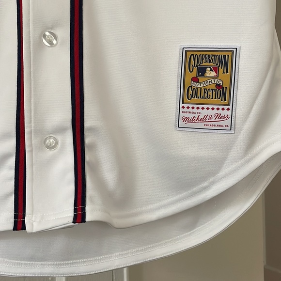 Atlanta Braves Jersey - Picture 6 of 8